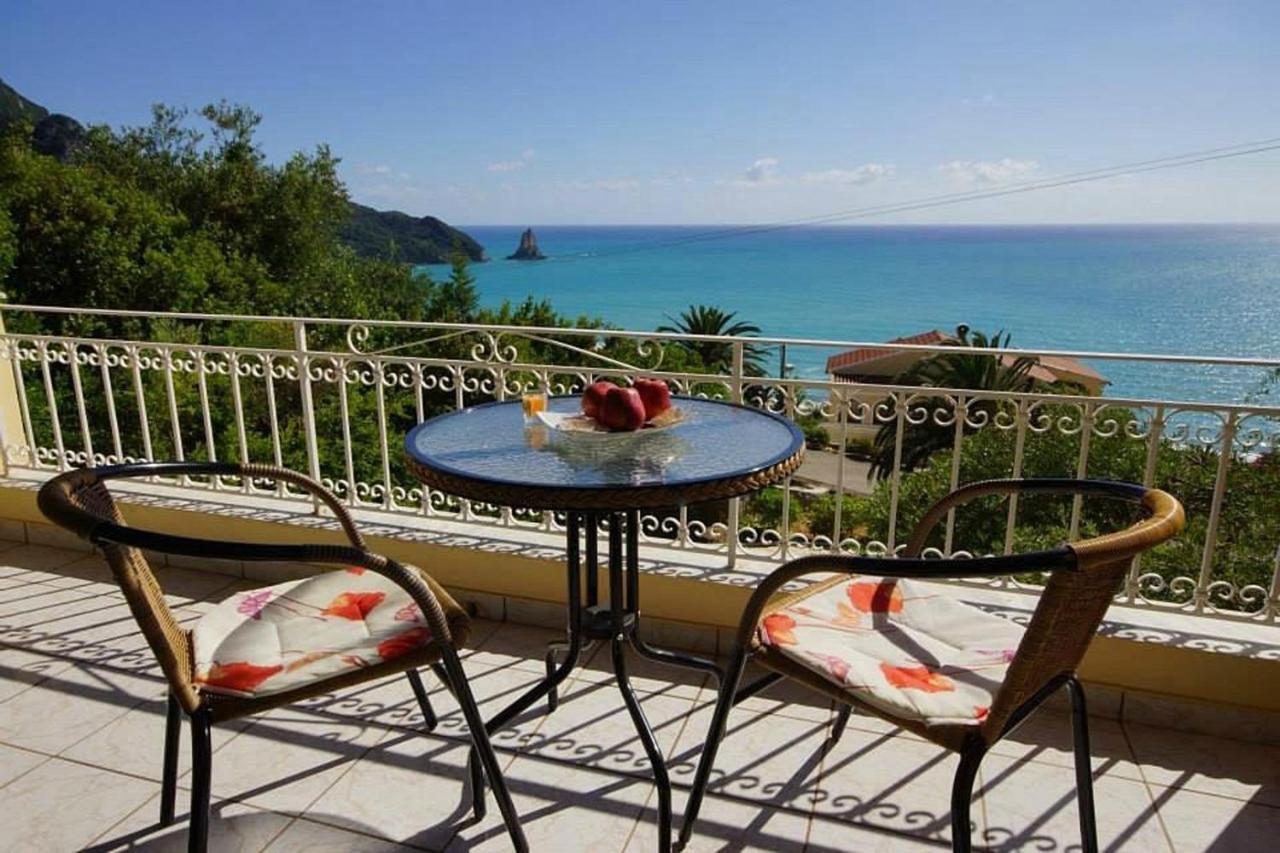 Natalia Apartment B With Panoramic Sea Views Of Agios Gordios Bay Екстер'єр фото