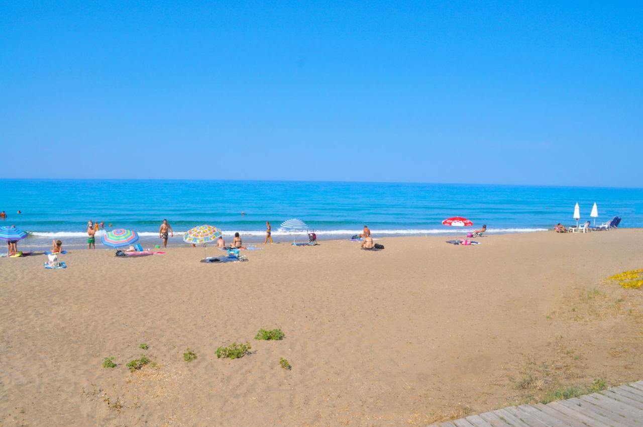 Natalia Apartment B With Panoramic Sea Views Of Agios Gordios Bay Екстер'єр фото