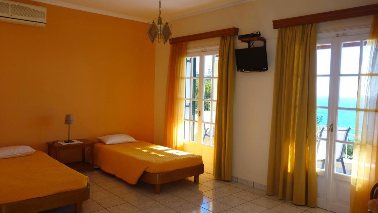 Natalia Apartment B With Panoramic Sea Views Of Agios Gordios Bay Екстер'єр фото