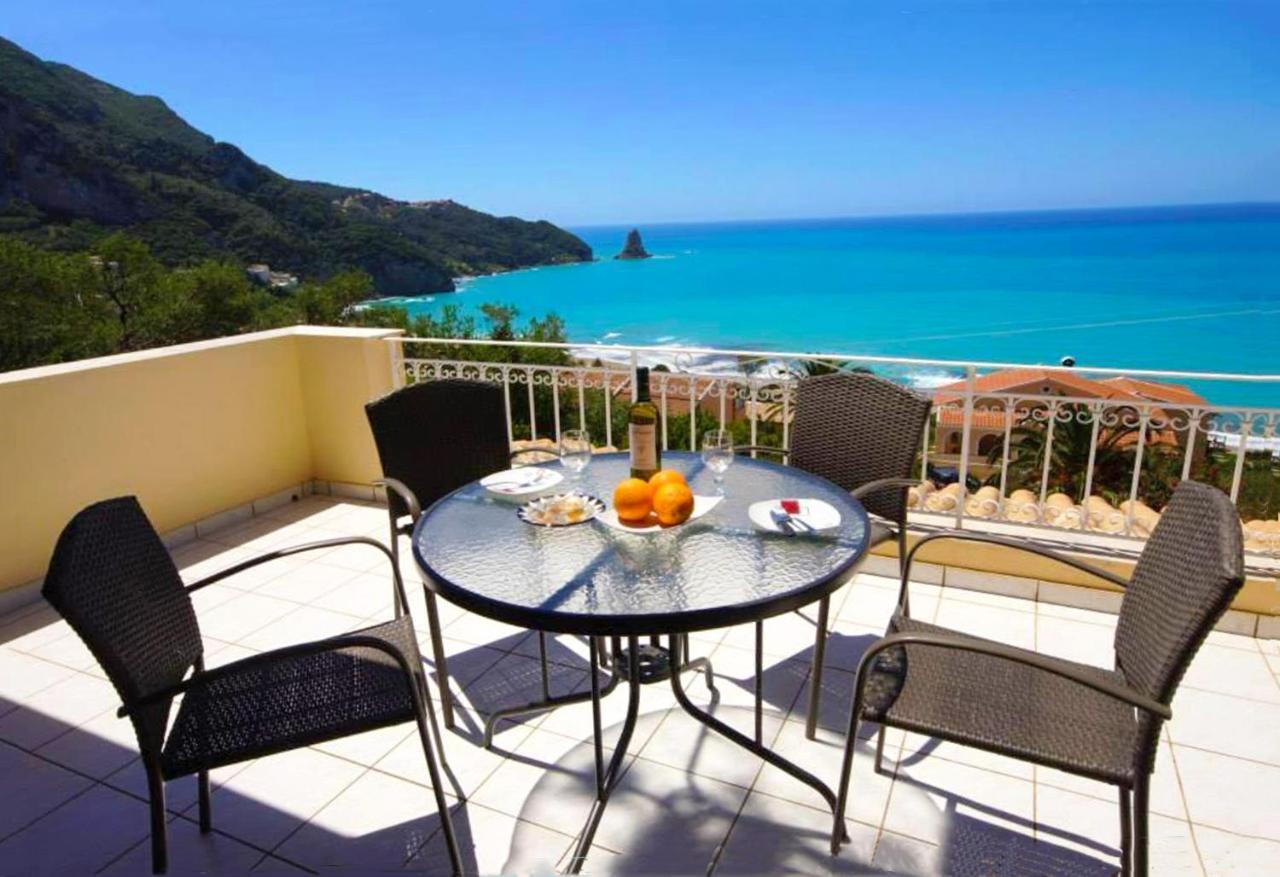 Natalia Apartment B With Panoramic Sea Views Of Agios Gordios Bay Екстер'єр фото