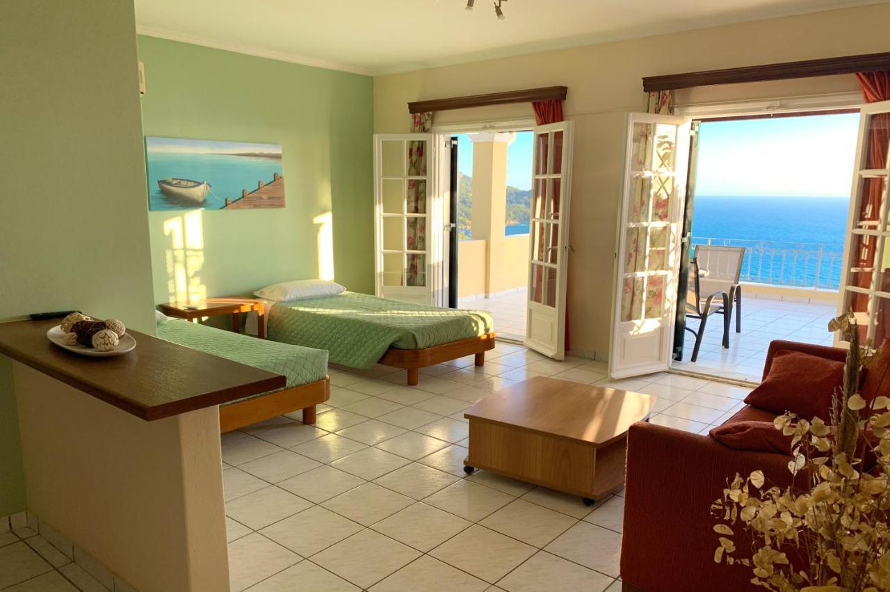 Natalia Apartment B With Panoramic Sea Views Of Agios Gordios Bay Екстер'єр фото